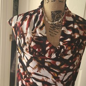 Worthington sleeveless top pretty scoop neckline!